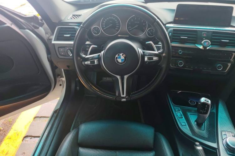 Used BMW 3 Series GT 2019 320i Sport Edition Steering Wheel