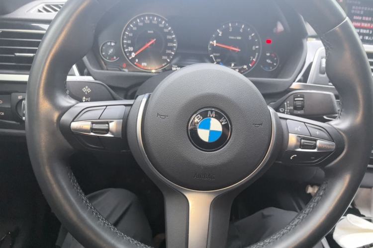 Used BMW 3 Series GT 2019 320i M Sport Package Steering Wheel