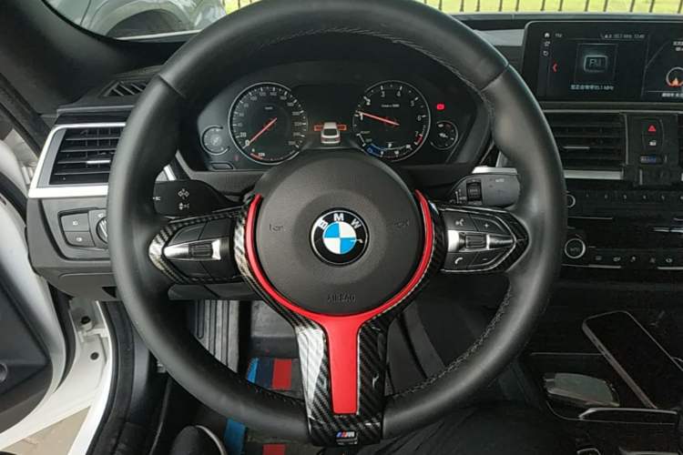 Used BMW 3 Series GT 2019 320i M Sport Package Steering Wheel