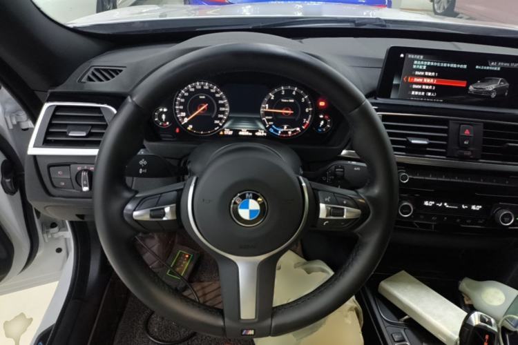 Used BMW 3 Series GT 2019 320i M Sport Package Steering Wheel