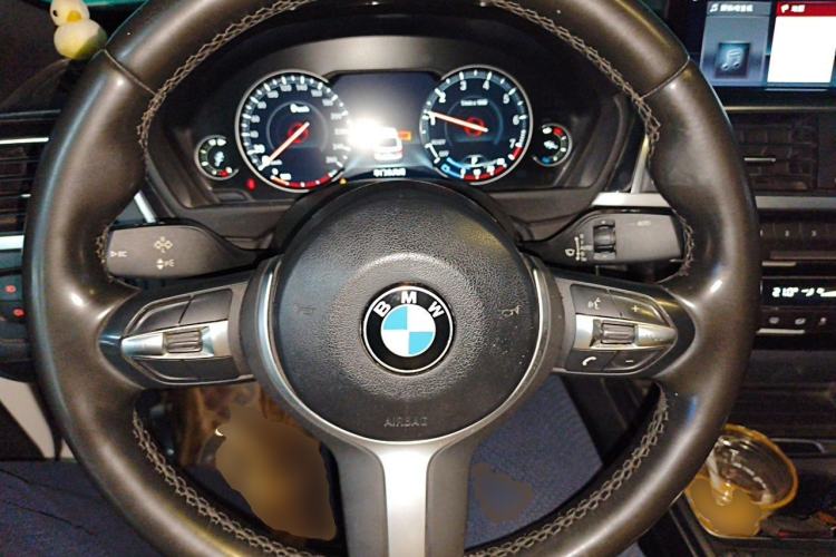 Used BMW 3 Series GT 2019 320i Sport Edition Steering Wheel