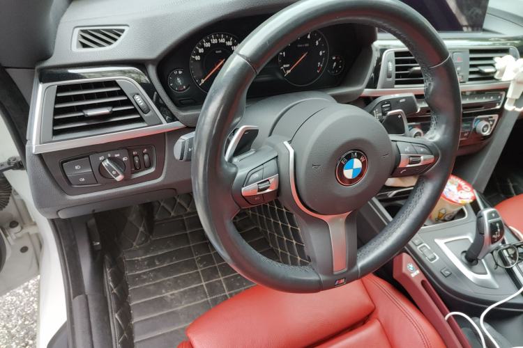 Used BMW 3 Series GT 2019 320i M Sport Night Edition Steering Wheel