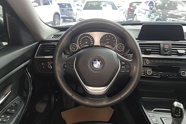 Used BMW 3 Series GT 2019 320i Sport Edition Steering Wheel