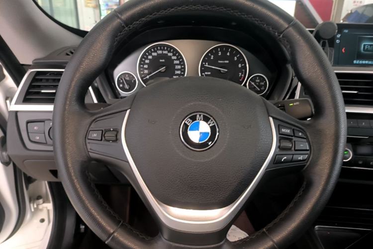 Used BMW 3 Series GT 2019 320i Sport Edition Steering Wheel