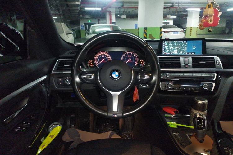 Used BMW 3 Series GT 2019 320i M Sport Package Steering Wheel