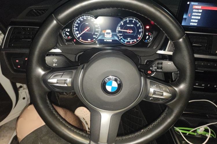Used BMW 3 Series GT 2019 320i M Sport Package Steering Wheel