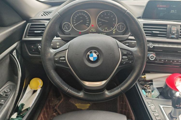 Used BMW 3 Series GT 2019 320i Sport Edition Steering Wheel