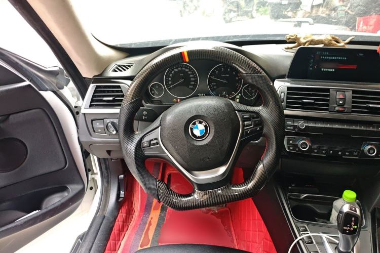 Used BMW 3 Series GT 2019 320i Sport Edition Steering Wheel