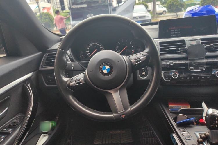 Used BMW 3 Series GT 2019 320i M Sport Package Steering Wheel
