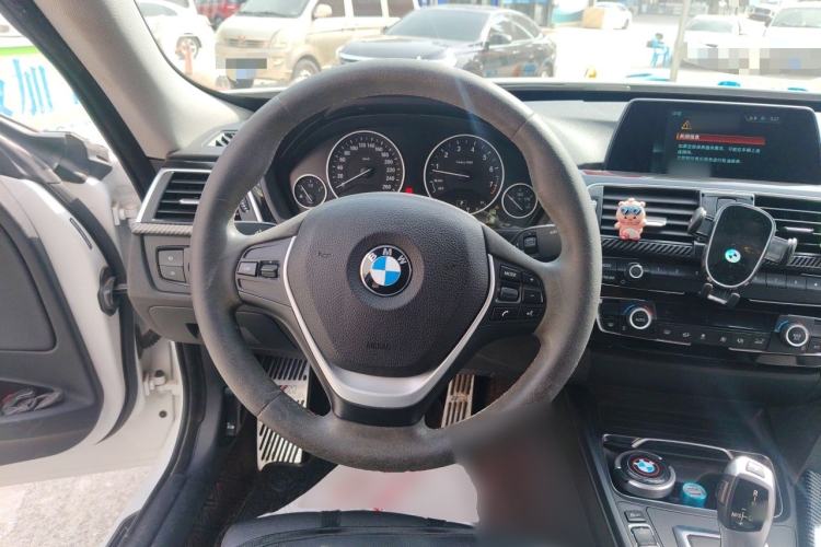 Used BMW 3 Series GT 2019 320i Sport Edition Steering Wheel