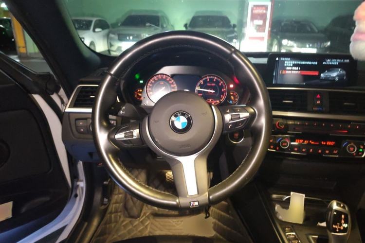 Used BMW 3 Series GT 2019 320i M Sport Package Steering Wheel