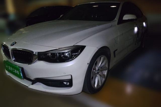 Używany BMW 3 Series GT 2019 320i Sport Edition