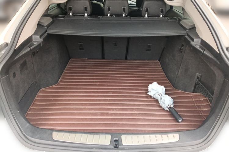 Used BMW 3 Series GT 2019 320i Sport Edition Trunk