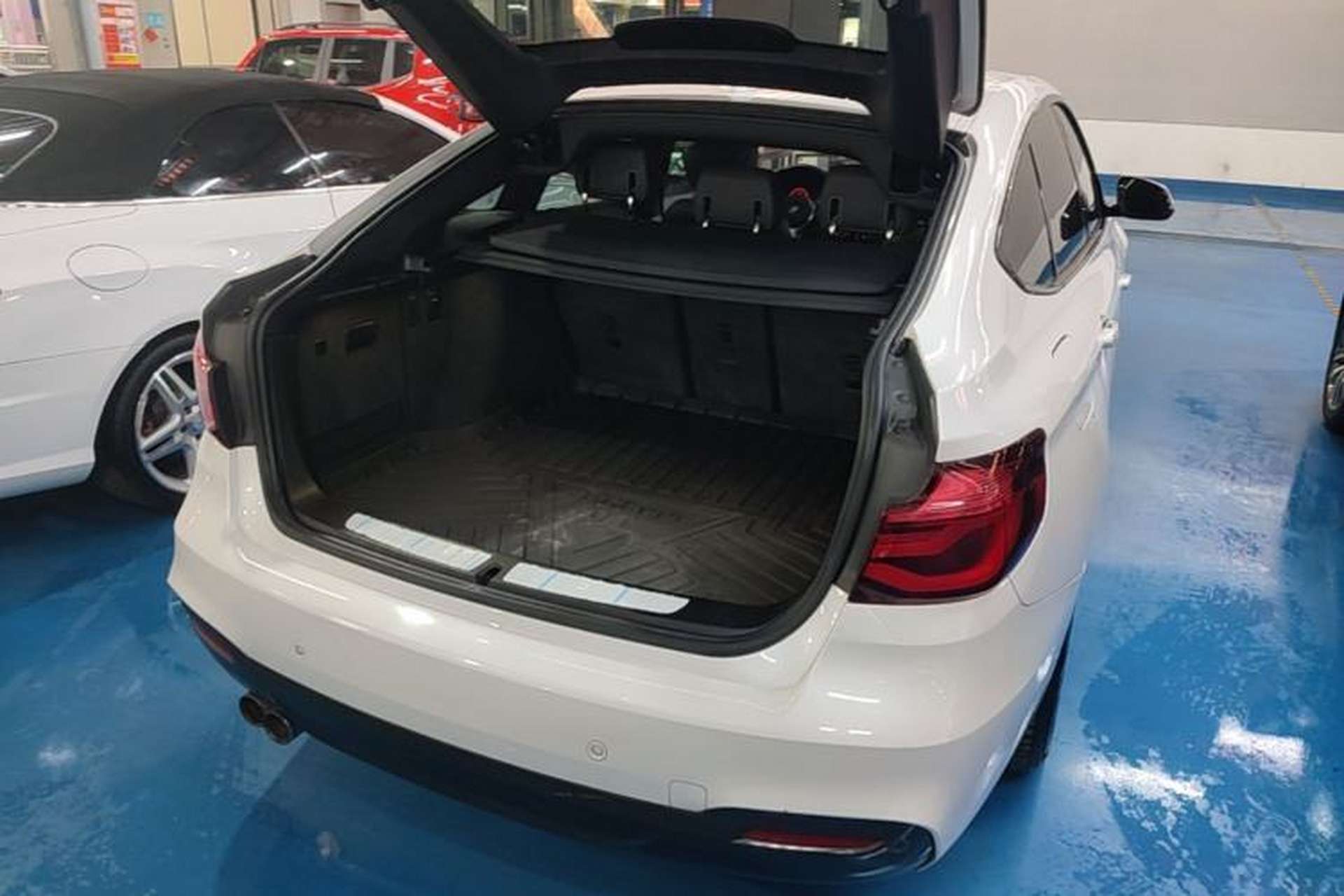 Used BMW 3 Series GT 2019 320i M Sport Package Trunk