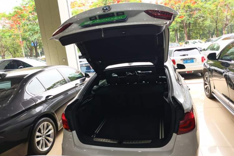 Used BMW 3 Series GT 2019 320i M Sport Night Edition Trunk