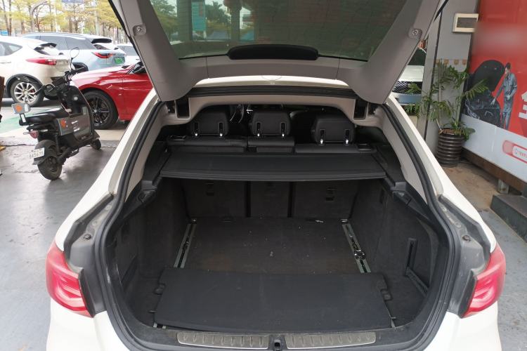 Used BMW 3 Series GT 2019 320i Sport Edition Trunk