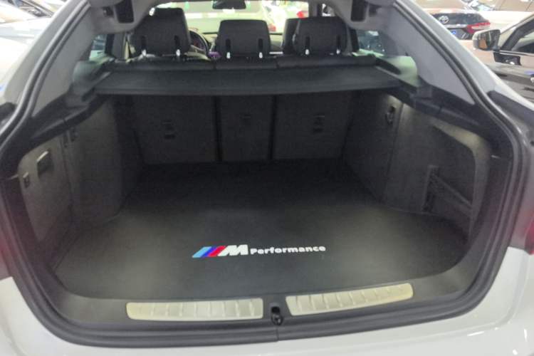 Used BMW 3 Series GT 2019 320i Sport Edition Trunk