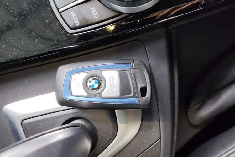 Used BMW 3 Series GT 2019 320i M Sport Package Vehicle Key