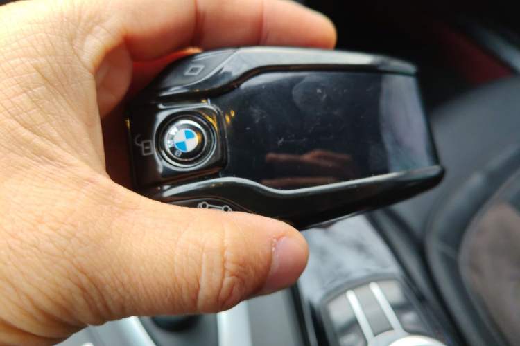 Used BMW 3 Series GT 2019 320i Sport Edition Vehicle Key