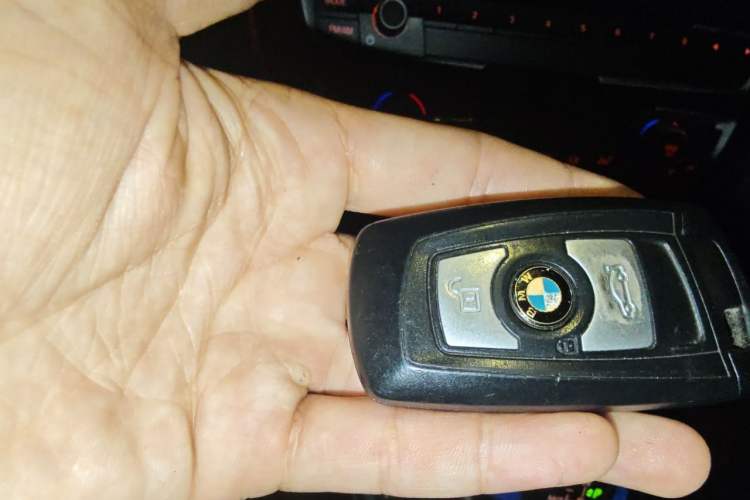Used BMW 3 Series GT 2019 320i Sport Edition Vehicle Key