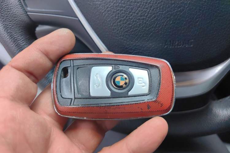 Used BMW 3 Series GT 2019 320i Sport Edition Vehicle Key