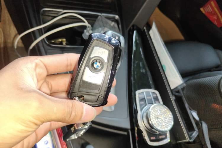 Used BMW 3 Series GT 2019 320i Sport Edition Vehicle Key