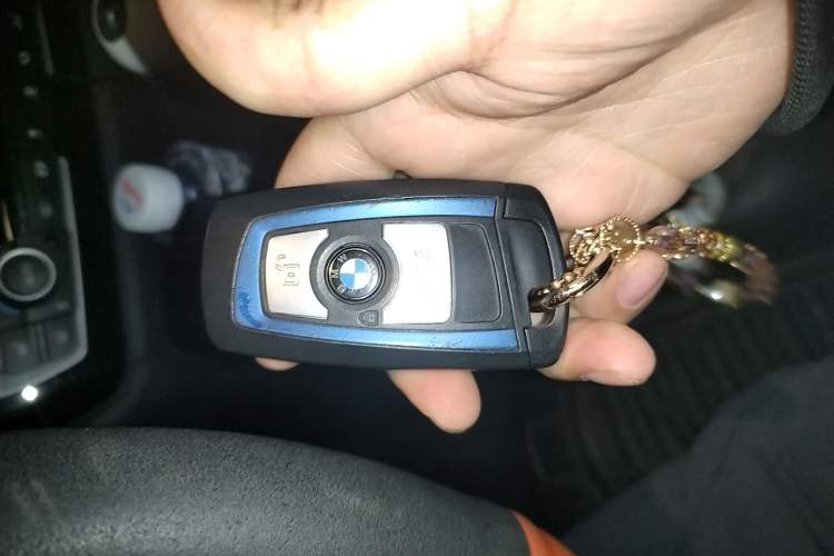 Used BMW 3 Series GT 2019 320i M Sport Package Vehicle Key
