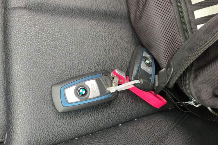 Used BMW 3 Series GT 2019 320i M Sport Package Vehicle Key