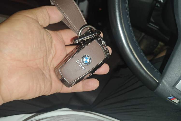 Used BMW 3 Series GT 2019 320i M Sport Package Vehicle Key