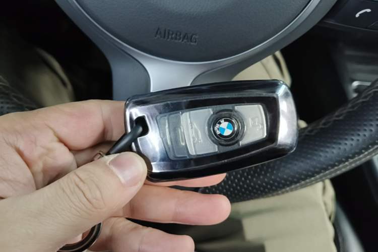 Used BMW 3 Series GT 2019 320i M Sport Package Vehicle Key