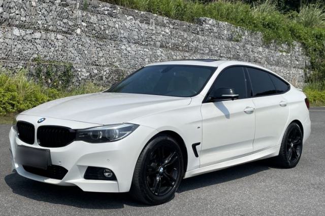 Used BMW 3 Series GT 2019 320i M Sport Night Edition