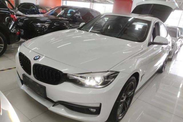 Ojetý BMW 3 Series GT 2019 320i Sport Edition