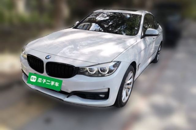 Ojetý BMW 3 Series GT 2019 320i Sport Edition