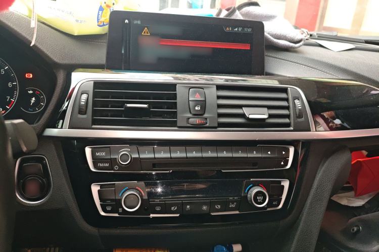 Used BMW 3 Series GT 2020 320i M Sport Package Audio And AC Panel