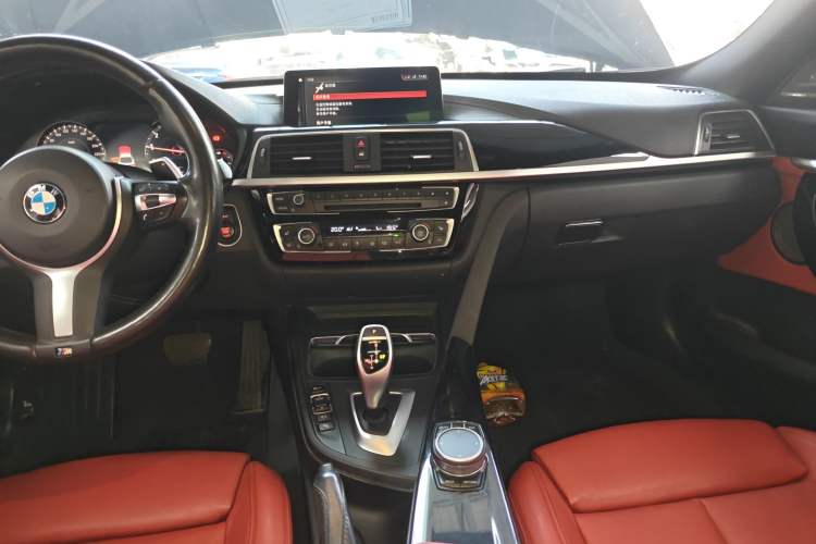 Used BMW 3 Series GT 2020 320i M Sport Night Edition Audio And AC Panel