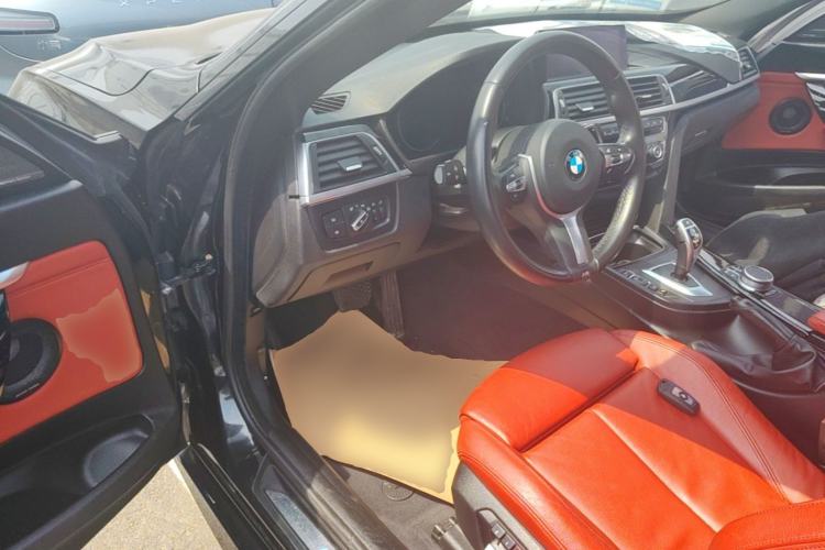 Used BMW 3 Series GT 2020 320i M Sport Night Edition Driver Seat