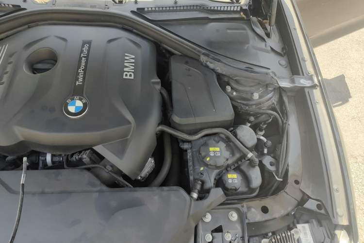 Used BMW 3 Series GT 2020 320i M Sport Package Engine Bay Left