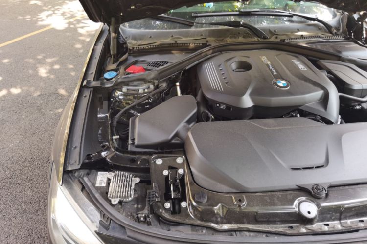 Used BMW 3 Series GT 2020 320i M Sport Night Edition Engine Bay Right