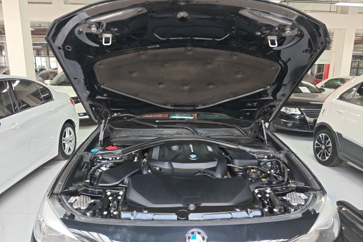 Used BMW 3 Series GT 2020 320i M Sport Night Edition Engine Bay