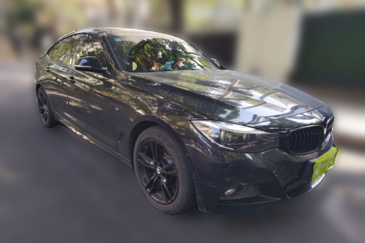 Used BMW 3 Series GT 2020 320i M Sport Night Edition Front Right 45 Deg