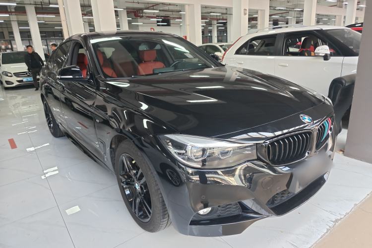 Used BMW 3 Series GT 2020 320i M Sport Night Edition Front Right 45 Deg
