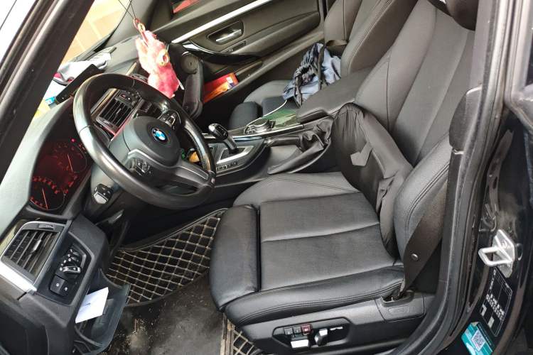 Used BMW 3 Series GT 2020 320i M Sport Package Left Front Seat