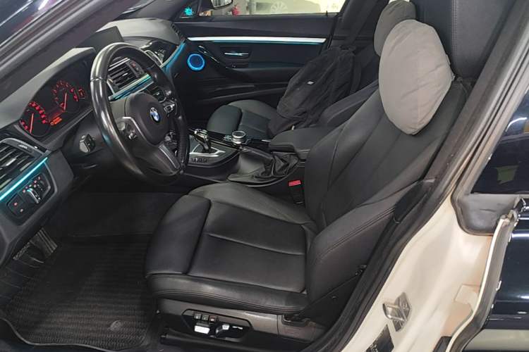Used BMW 3 Series GT 2020 320i M Sport Package Left Front Seat
