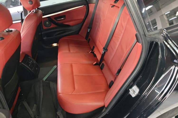 Used BMW 3 Series GT 2020 320i M Sport Night Edition Left Rear Seat