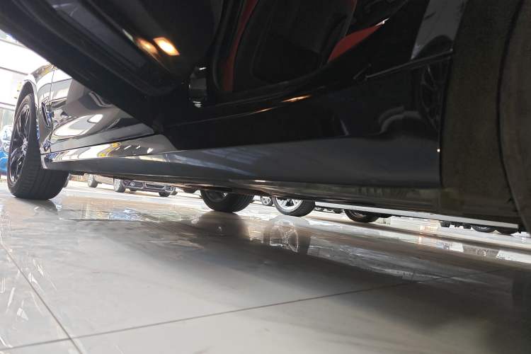 Used BMW 3 Series GT 2020 320i M Sport Night Edition Left Side Sill