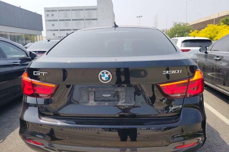 Used BMW 3 Series GT 2020 320i M Sport Night Edition Rear
