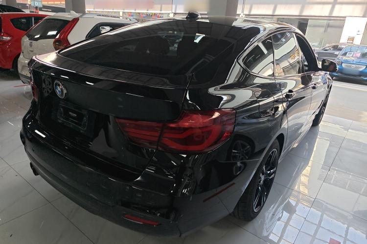 Used BMW 3 Series GT 2020 320i M Sport Night Edition Rear Right 45 Deg