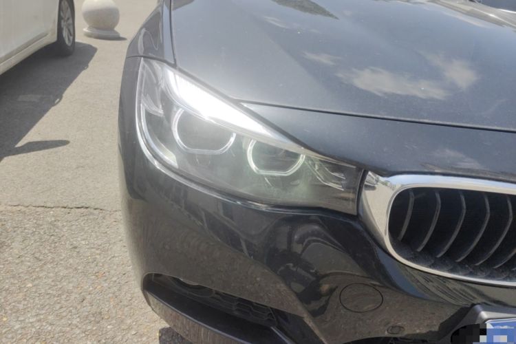 Used BMW 3 Series GT 2020 320i M Sport Package Right Front Headlight