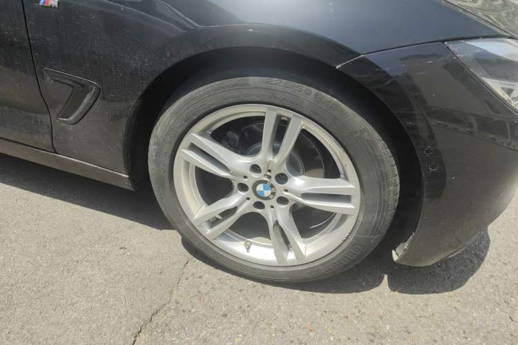 Used BMW 3 Series GT 2020 320i M Sport Package Right Front Wheel Hub