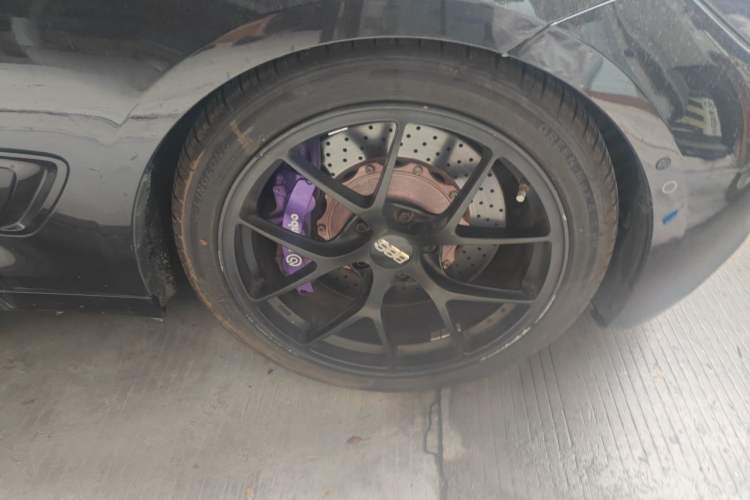 Used BMW 3 Series GT 2020 330i M Sport Night Edition Right Front Wheel Hub